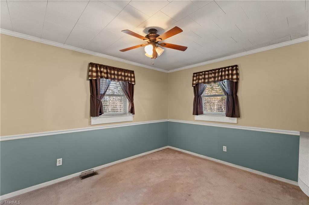 318 Collins Road Elkin, NC 28621 - Photo 15 of 33