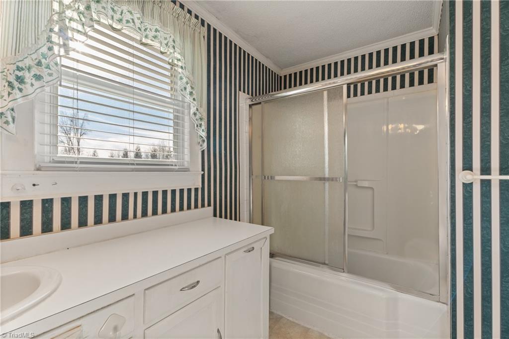 318 Collins Road Elkin, NC 28621 - Photo 20 of 33