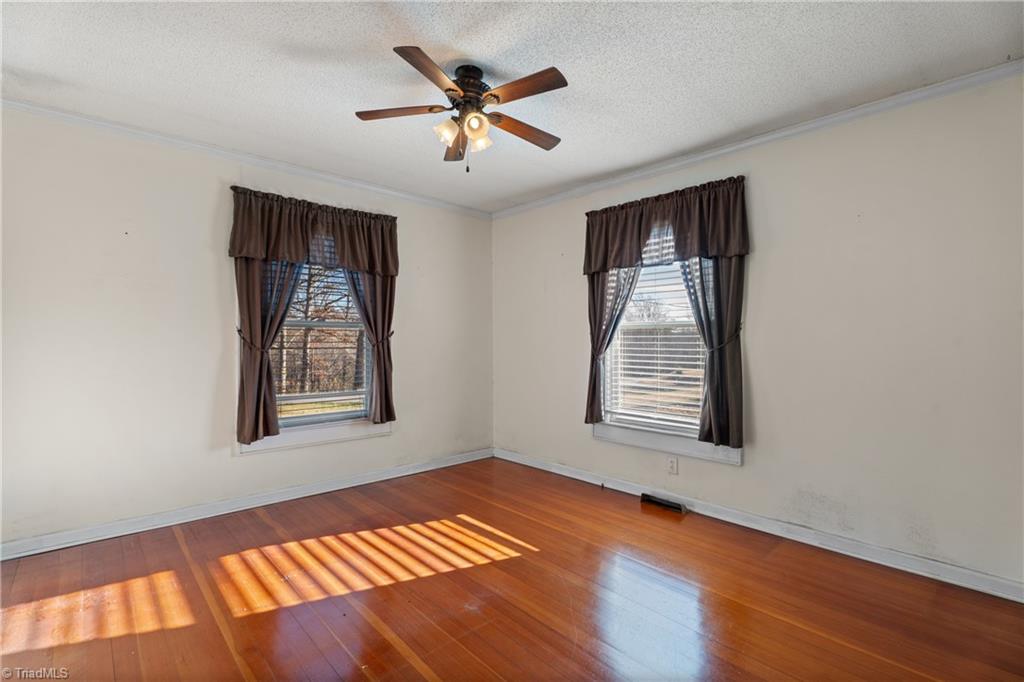 318 Collins Road Elkin, NC 28621 - Photo 21 of 33