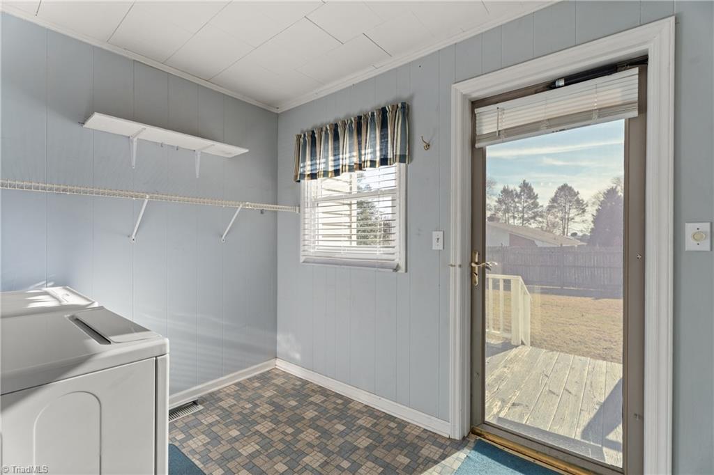 318 Collins Road Elkin, NC 28621 - Photo 23 of 33