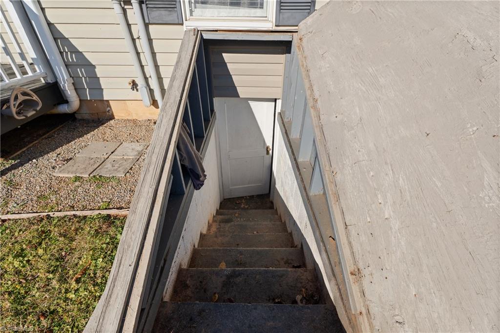 318 Collins Road Elkin, NC 28621 - Photo 27 of 33