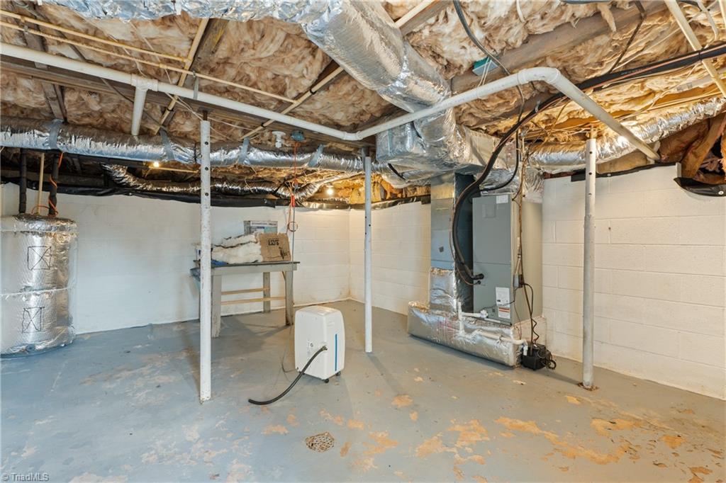 318 Collins Road Elkin, NC 28621 - Photo 28 of 33