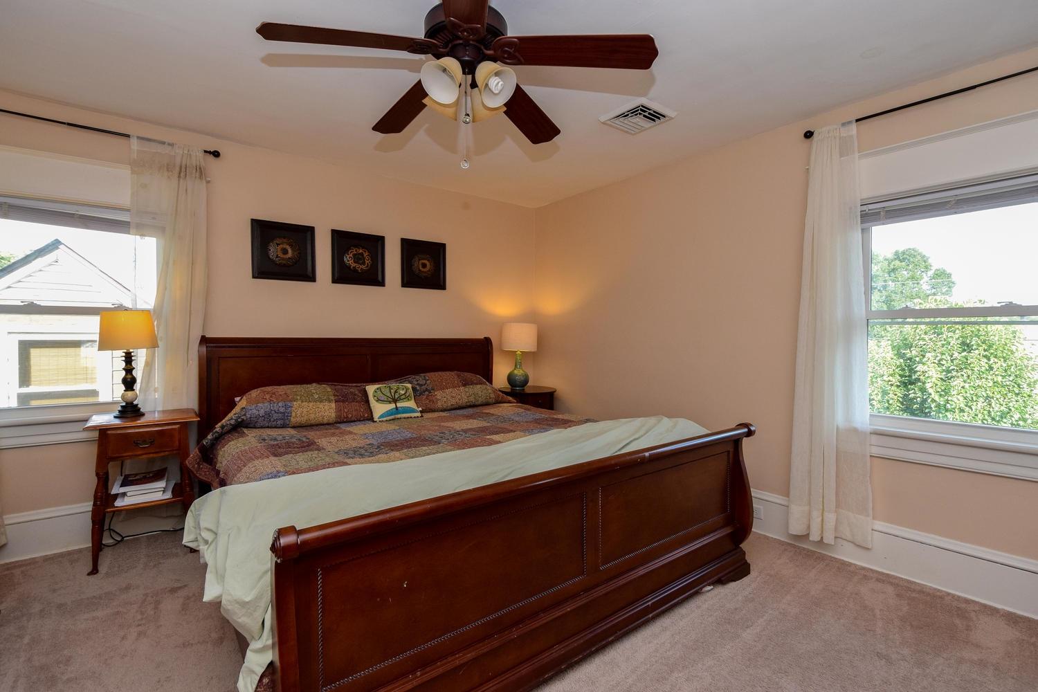 2617 Tillett Road Southwest Roanoke, VA 24015 - Photo 18 of 33 2617 Tillett Rd SW Roanoke VA-large-018-