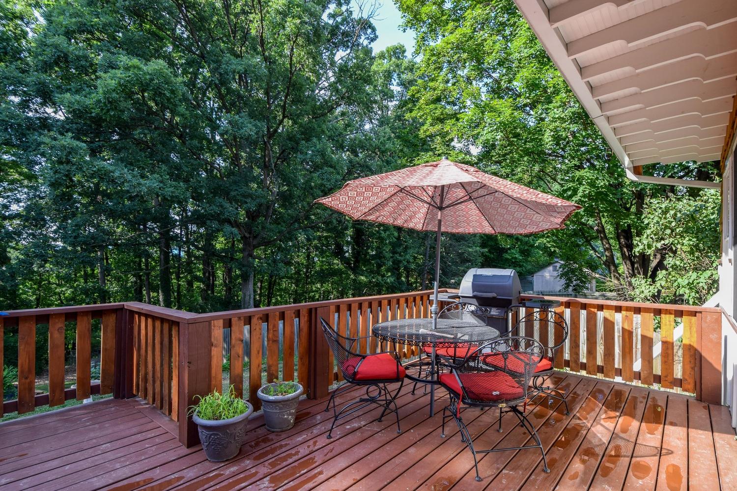 2617 Tillett Road Southwest Roanoke, VA 24015 - Photo 29 of 33 2617 Tillett Rd SW Roanoke VA-large-029-