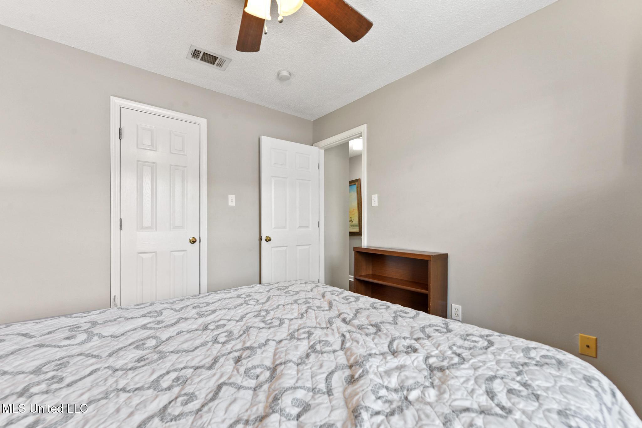 5080 Gautier Vancleave Road, Unit C11 Gautier, MS 39553 - Photo 15 of 21 014