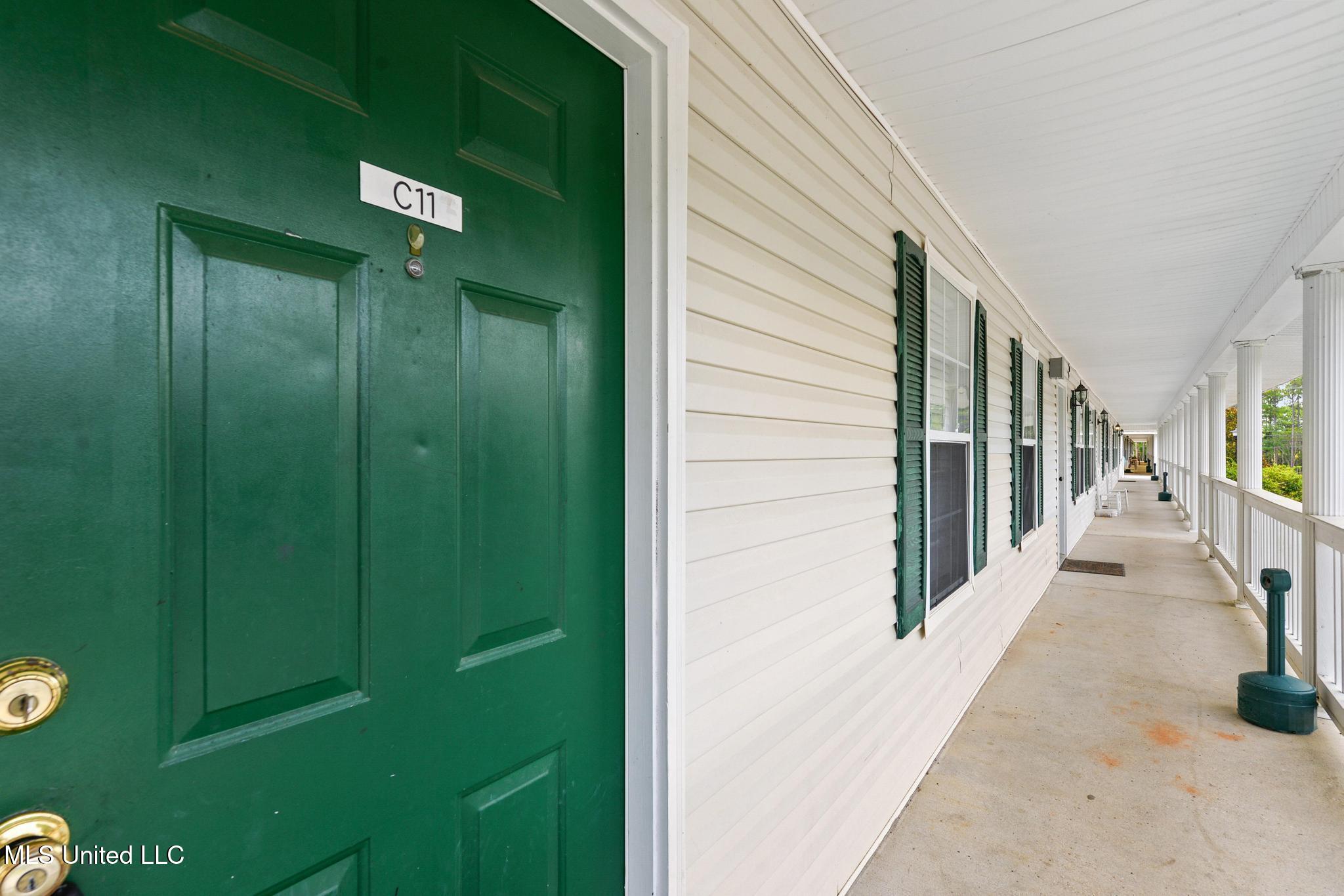 5080 Gautier Vancleave Road, Unit C11 Gautier, MS 39553 - Photo 2 of 21 001