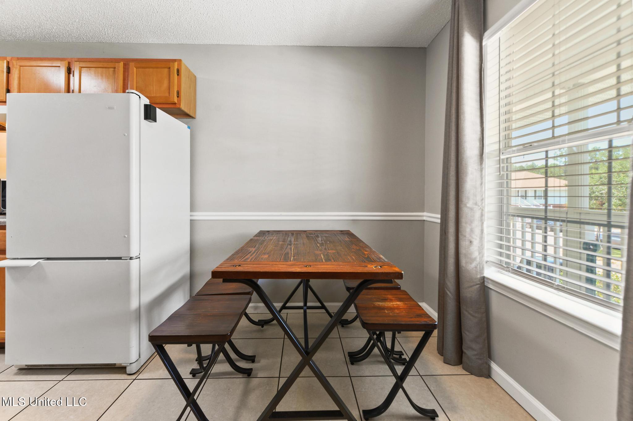 5080 Gautier Vancleave Road, Unit C11 Gautier, MS 39553 - Photo 10 of 21 009