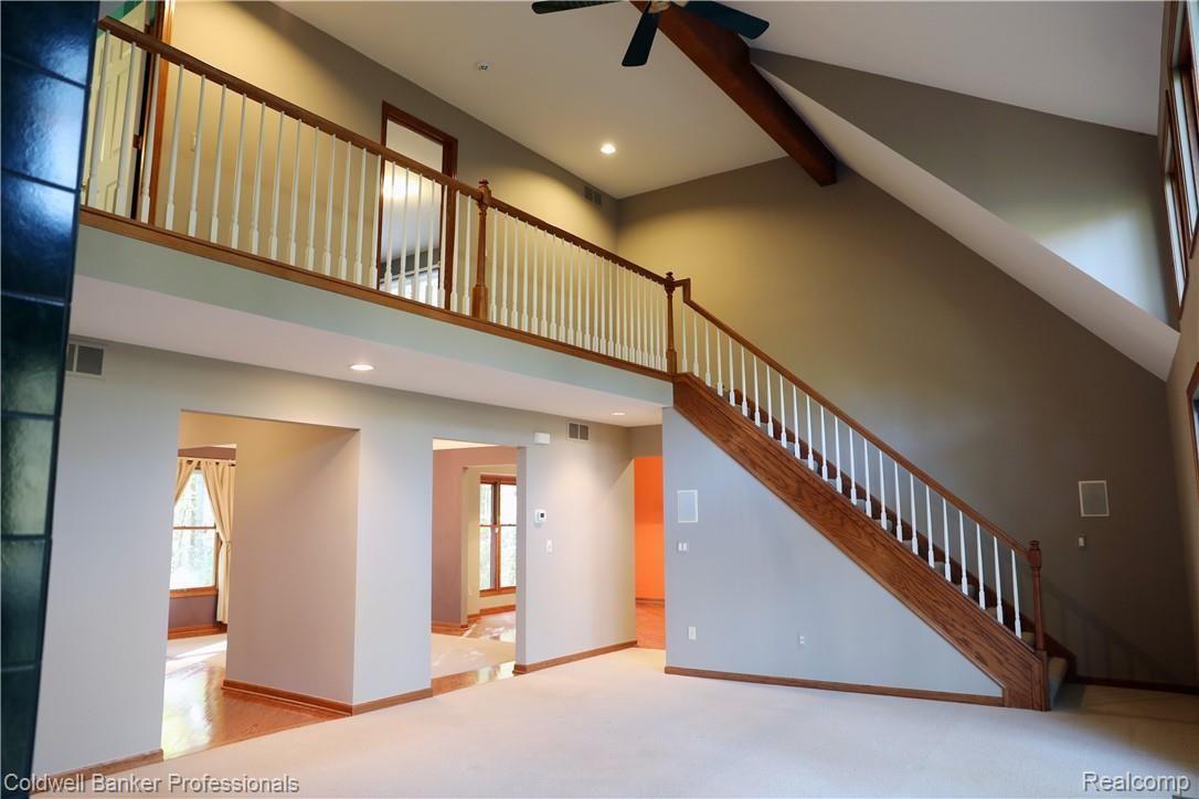 9840 Norman Road Clarkston, MI 48348 - Photo 10 of 45 Stunning great room.
