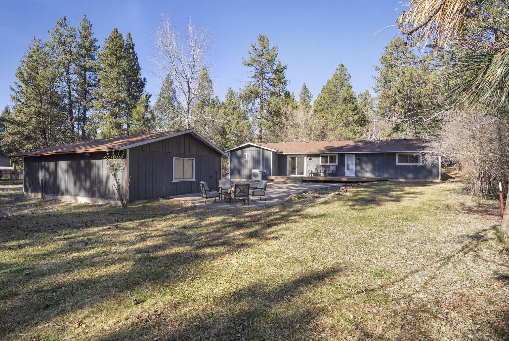18949 Baker Road Bend, OR 97702 - Photo 29 of 36