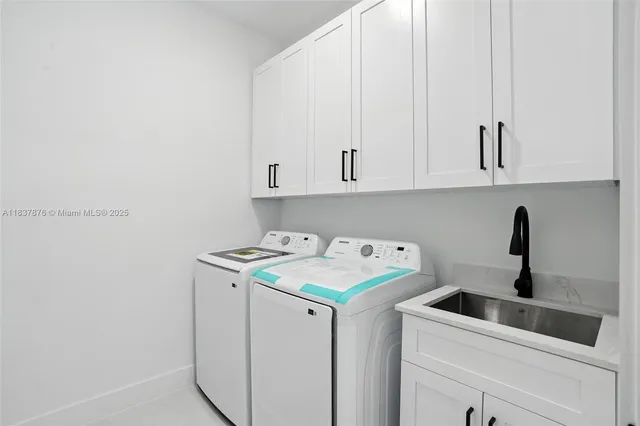 a view of washer and dryer