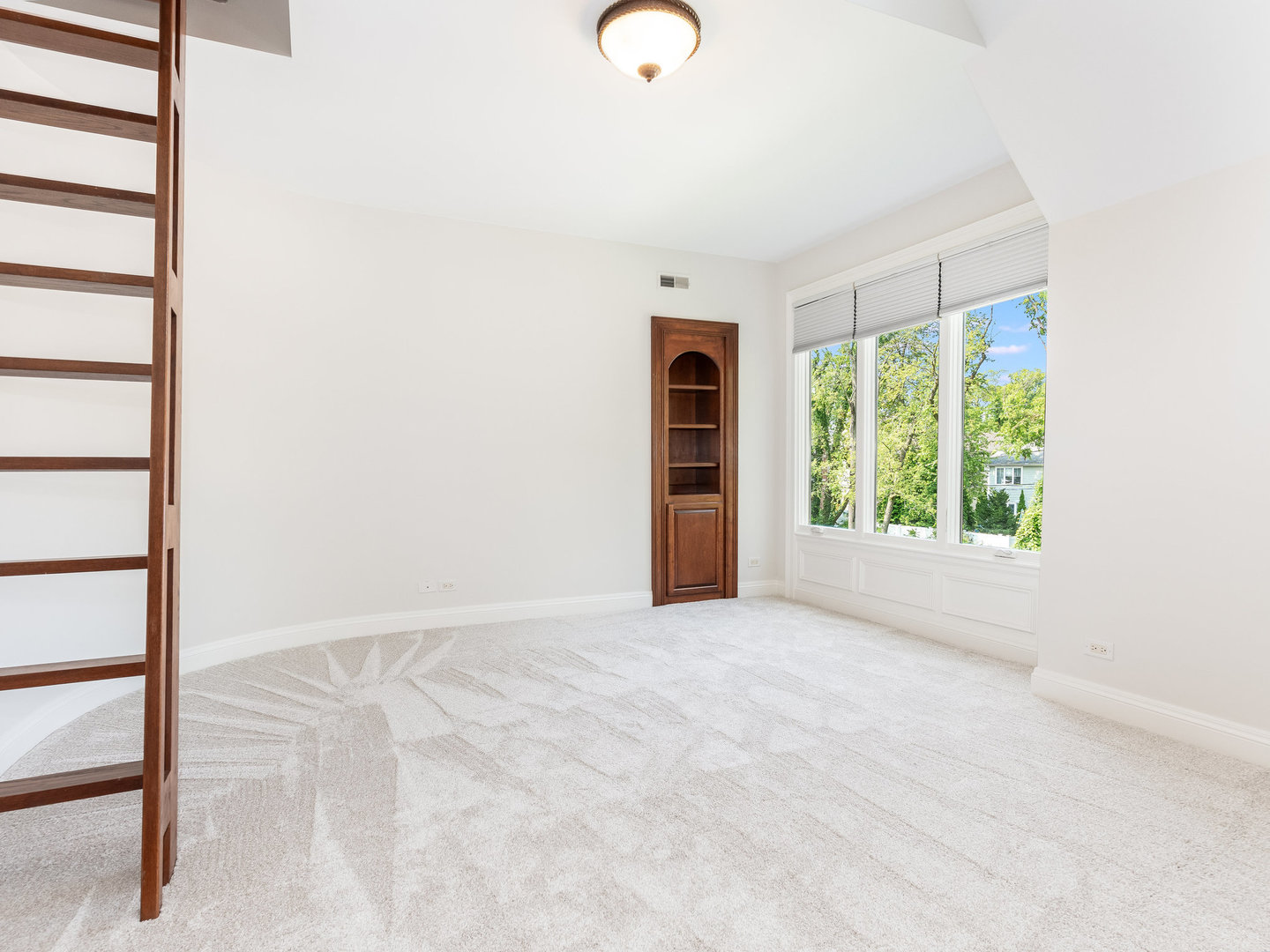 712 East Hillside Road Naperville, IL 60540 - Photo 49 of 83 Gallery Image 49