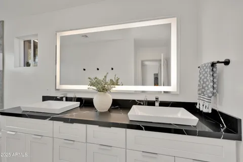 $1,230,000 | 3005 North 81st Place, Scottsdale, AZ 85251