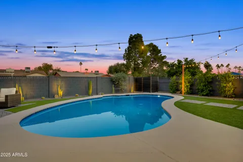 $1,230,000 | 3005 North 81st Place, Scottsdale, AZ 85251