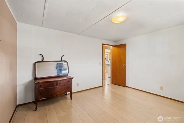 a view of hallway with elevator