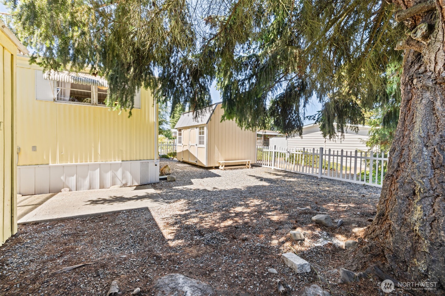 921 South 3rd Avenue, Unit 20 Sequim, WA 98382 - Photo 8 of 37 a view of a backyard of the house