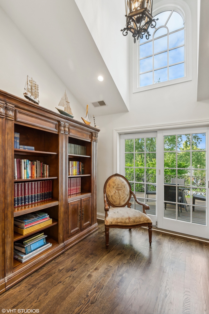 4 Charleston Road Hinsdale, IL 60521 - Photo 11 of 40 Gallery Image 11