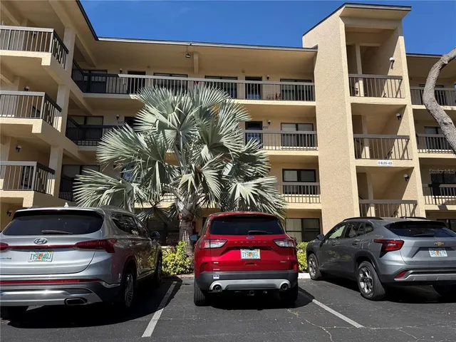 $135,000 | 435 30th Avenue West, Unit D303, Bradenton, FL 34205