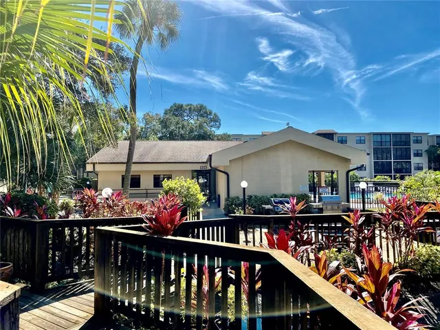 $135,000 | 435 30th Avenue West, Unit D303, Bradenton, FL 34205