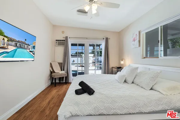 a view of living room