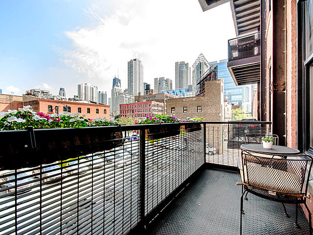 154 West Hubbard Street, Unit 203 Chicago, IL 60654 - Photo 21 of 22
