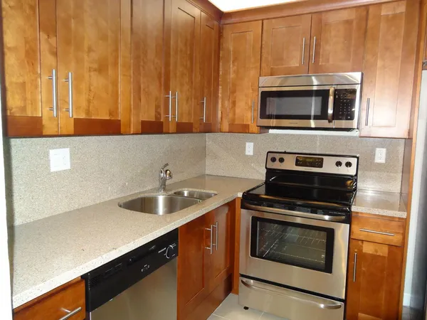 $1,699 | 9235 Southwest 8th Street, Unit 210, Boca Raton, FL 33428