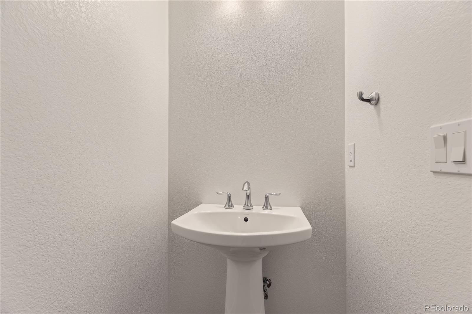 7427 Timberstone Trail Castle Pines, CO 80108 - Photo 23 of 30