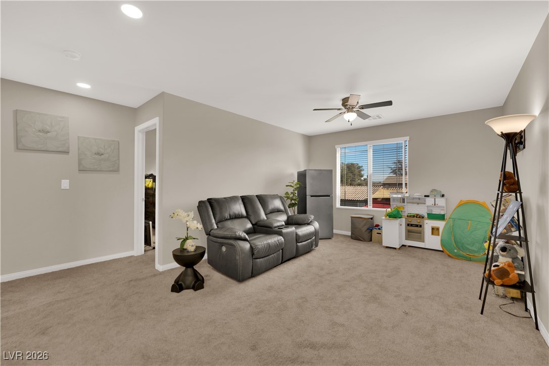 4675 High Anchor Street Las Vegas, NV 89121 - Photo 18 of 33