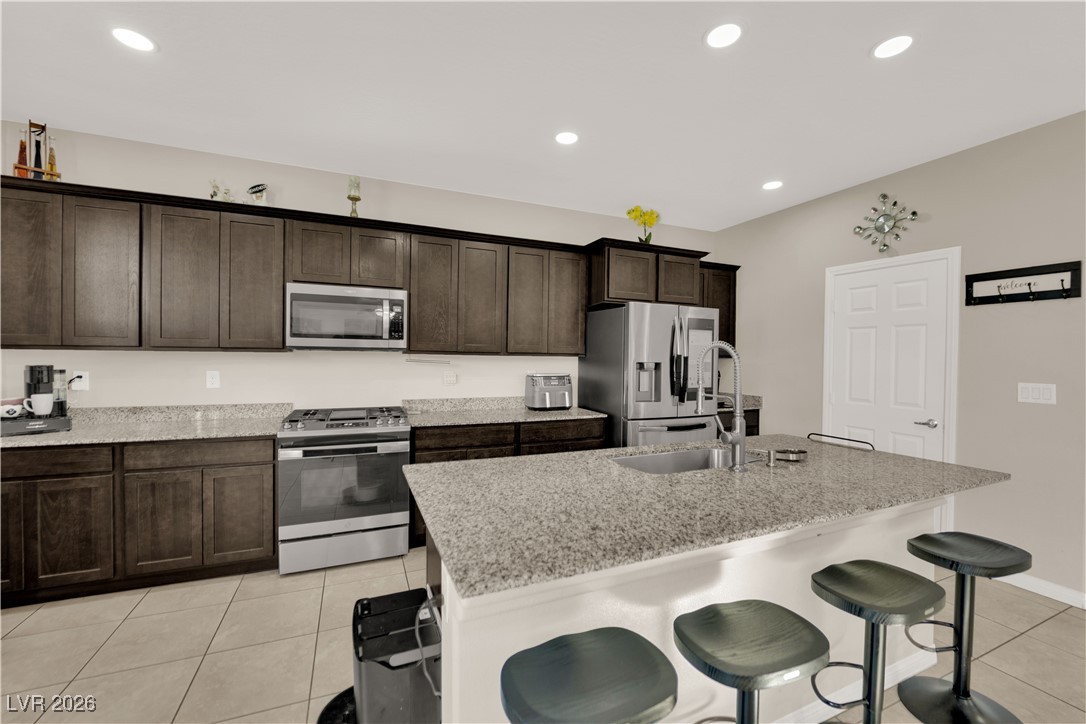 4675 High Anchor Street Las Vegas, NV 89121 - Photo 7 of 33