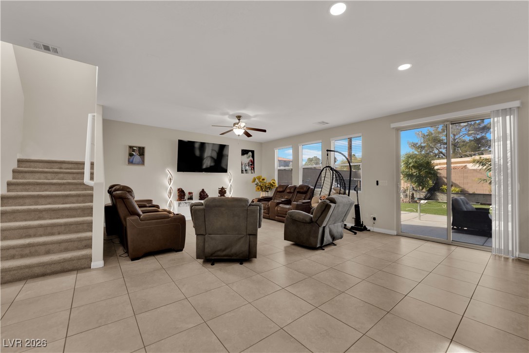 4675 High Anchor Street Las Vegas, NV 89121 - Photo 10 of 33