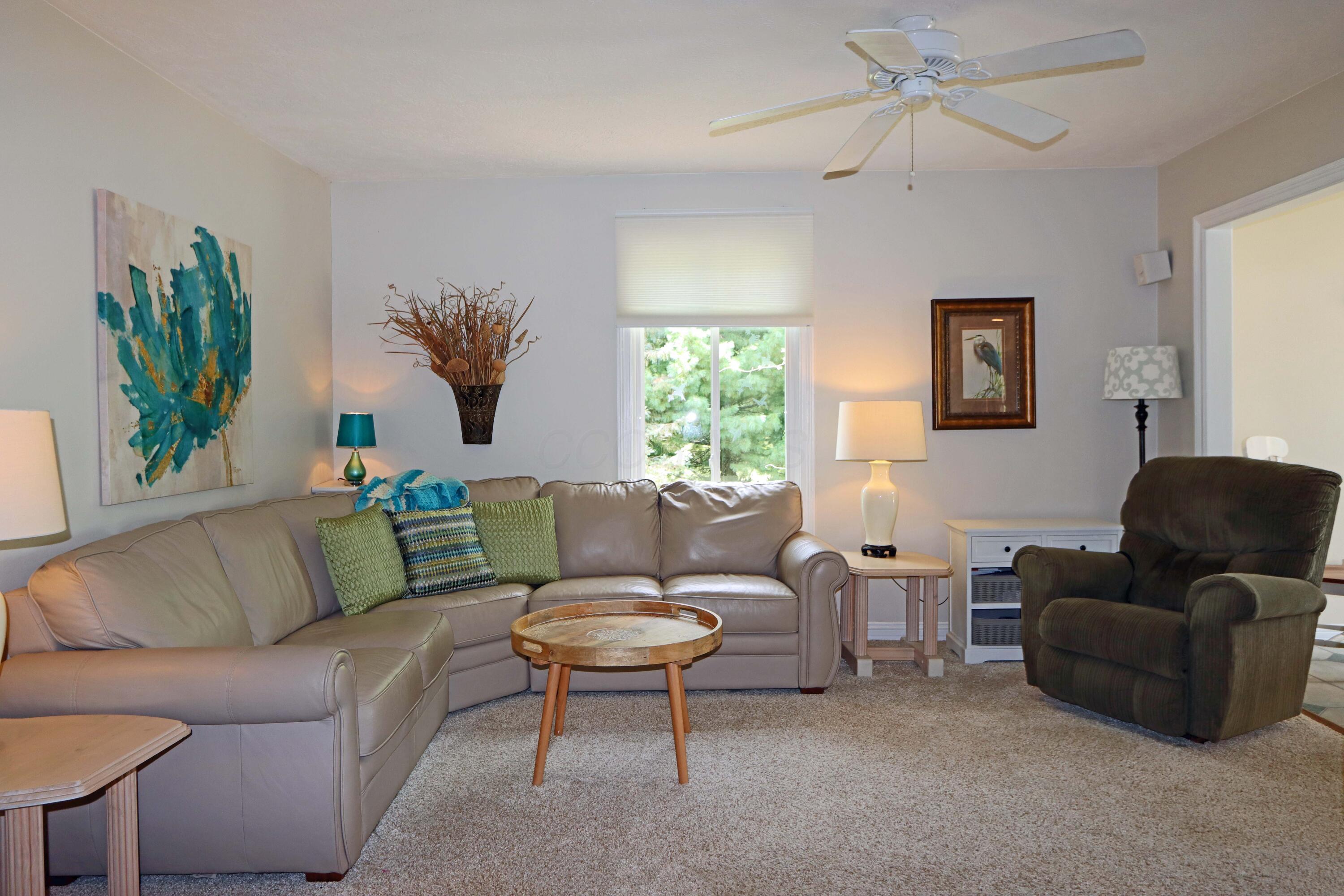 6300 Duffy Road Delaware, OH 43015 - Photo 19 of 62 Comfortable Family Room with ceiling fan