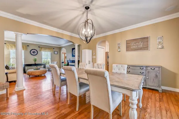 $814,900 | 20 Misty Lane, Clarks Summit, PA 18411