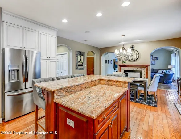 $814,900 | 20 Misty Lane, Clarks Summit, PA 18411
