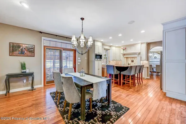 $814,900 | 20 Misty Lane, Clarks Summit, PA 18411