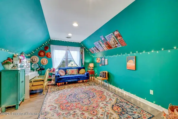 $814,900 | 20 Misty Lane, Clarks Summit, PA 18411