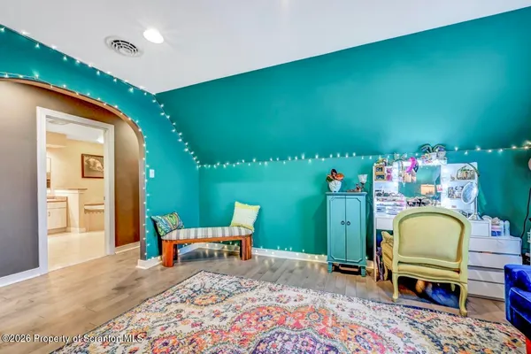 $814,900 | 20 Misty Lane, Clarks Summit, PA 18411