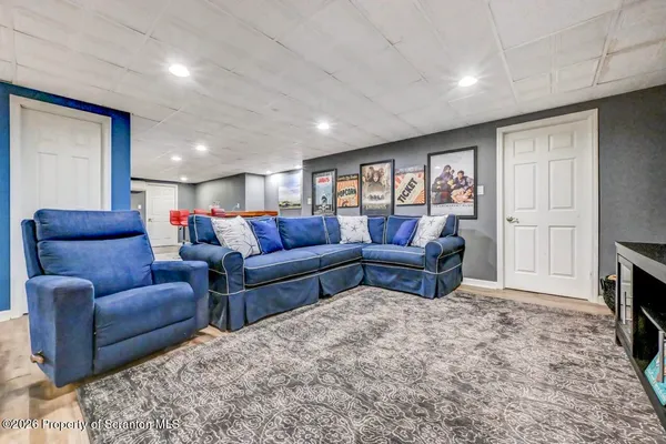 $814,900 | 20 Misty Lane, Clarks Summit, PA 18411