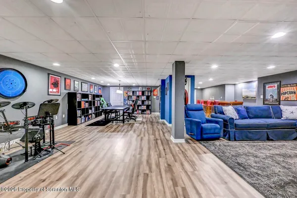 $814,900 | 20 Misty Lane, Clarks Summit, PA 18411