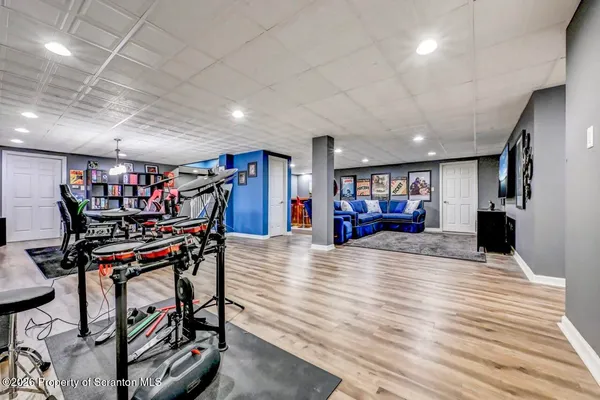 $814,900 | 20 Misty Lane, Clarks Summit, PA 18411