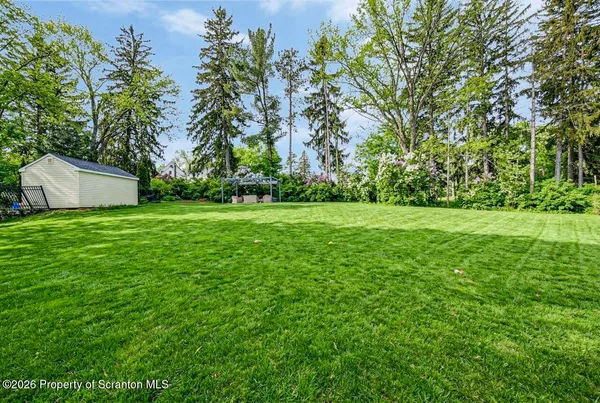 $814,900 | 20 Misty Lane, Clarks Summit, PA 18411