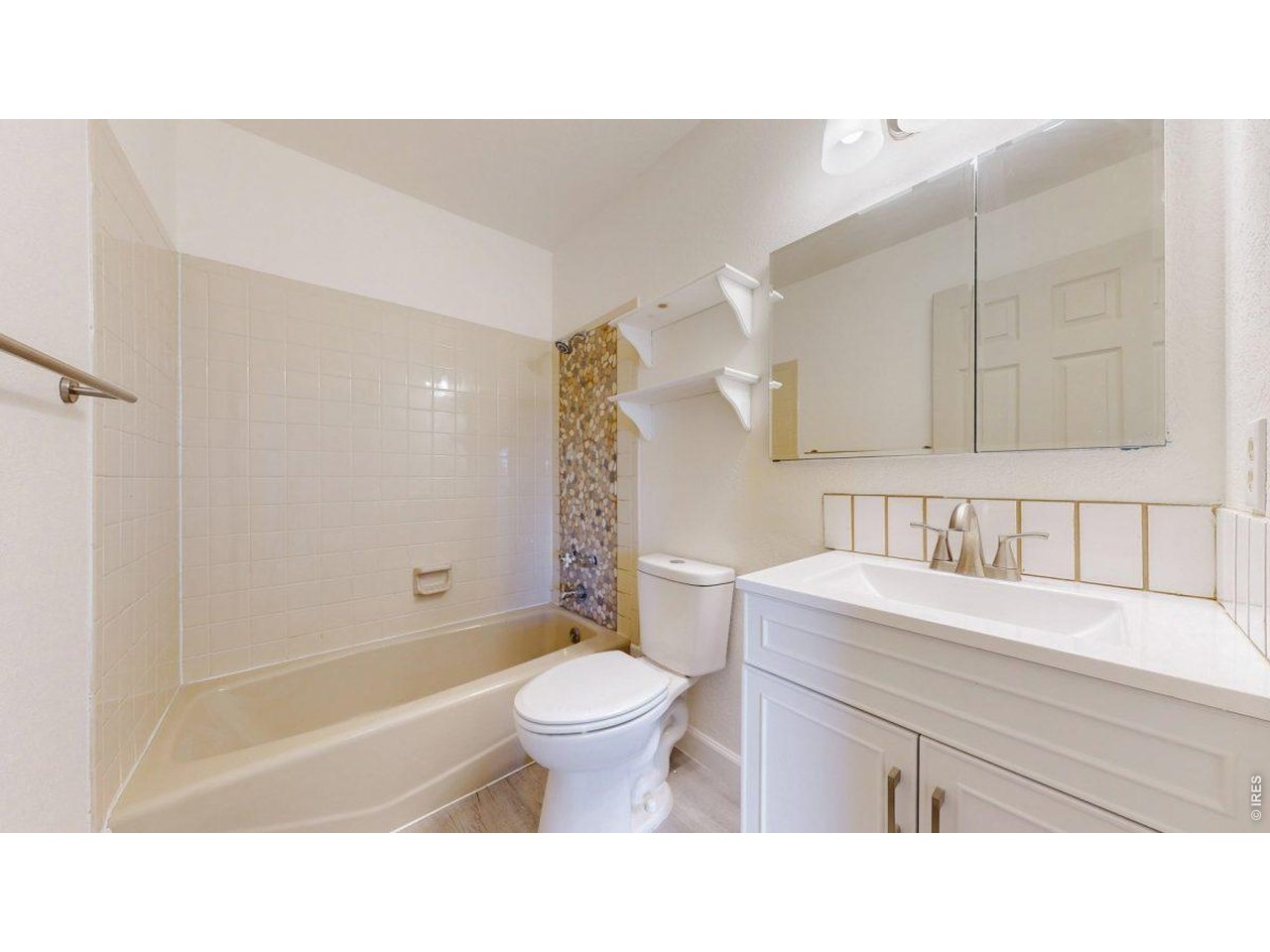 4742 9th St Road Greeley, CO 80634 - Photo 17 of 37