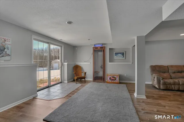 $684,900 | 1275 Mt Vernon Road, Southington, CT 06489