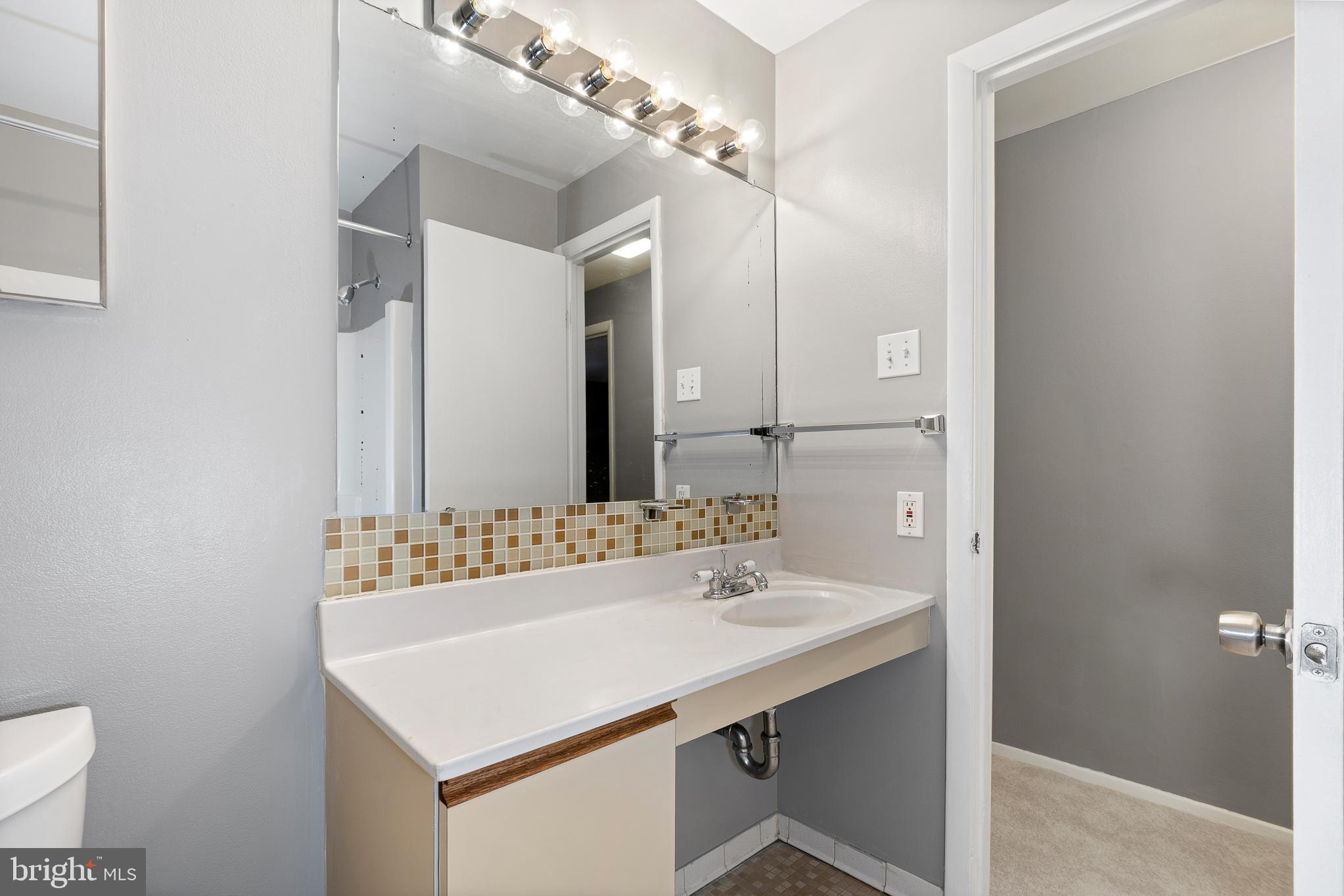 18927 Mills Choice Road, Unit 6 Montgomery Village, MD 20886 - Photo 26 of 33