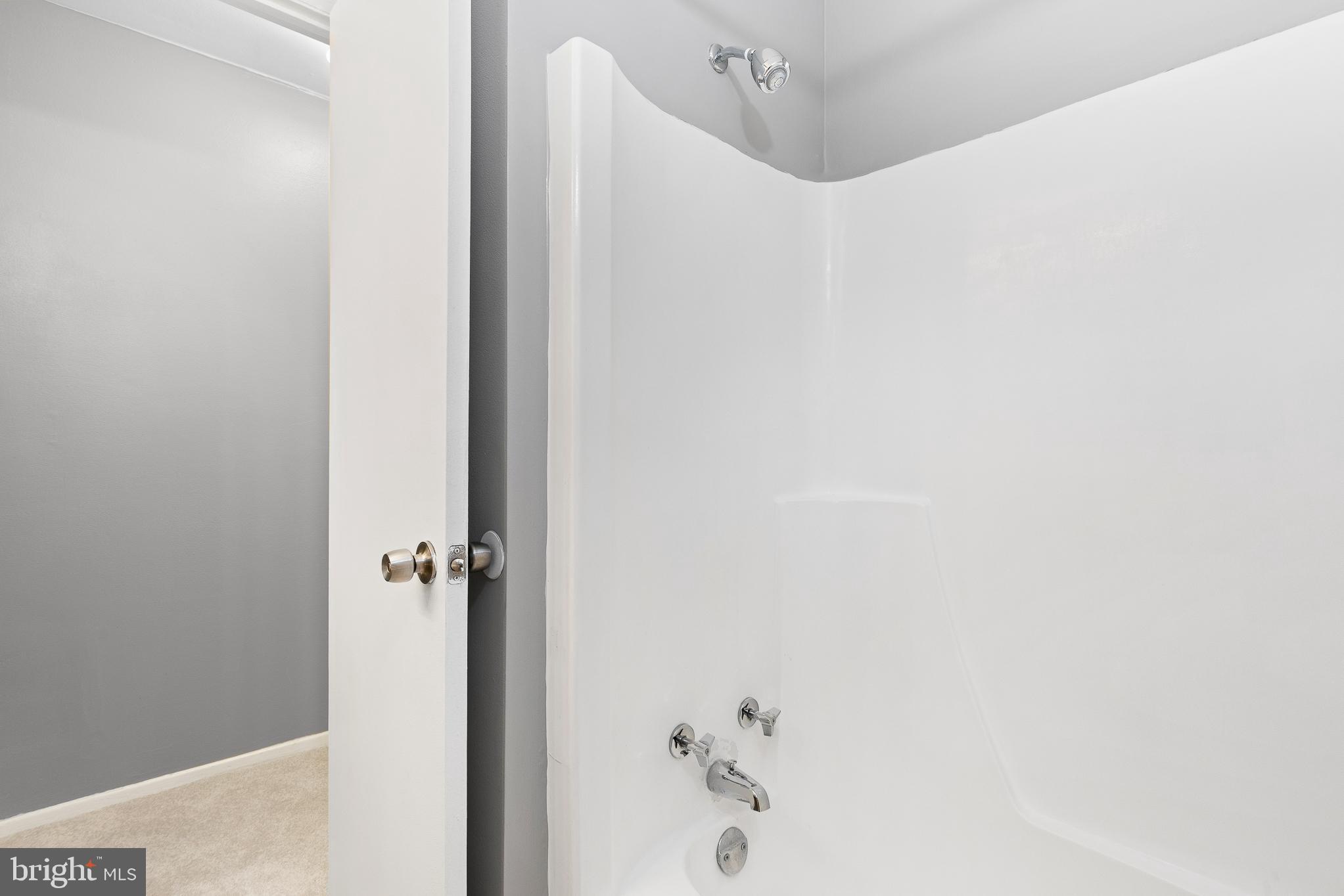 18927 Mills Choice Road, Unit 6 Montgomery Village, MD 20886 - Photo 28 of 33