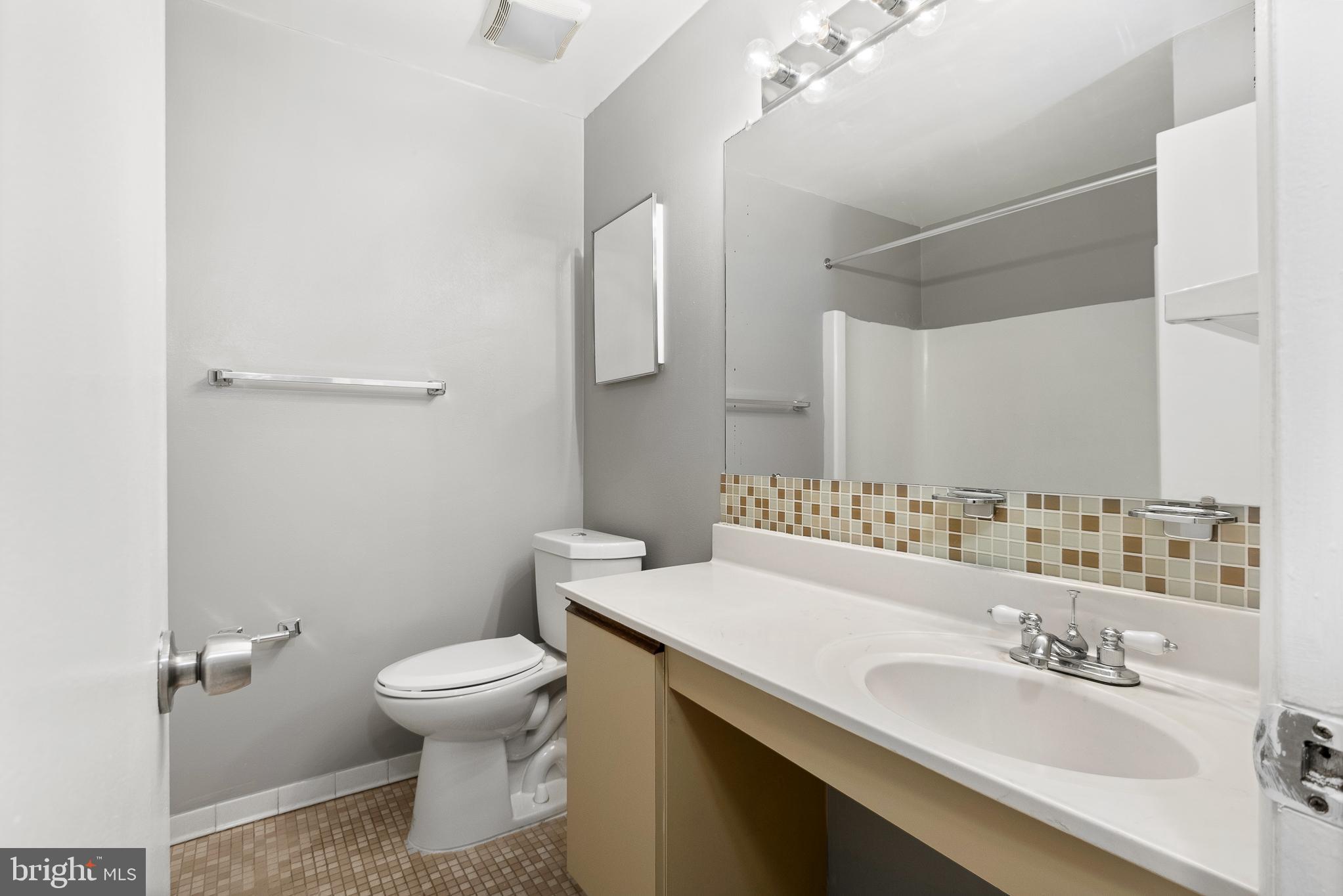 18927 Mills Choice Road, Unit 6 Montgomery Village, MD 20886 - Photo 29 of 33