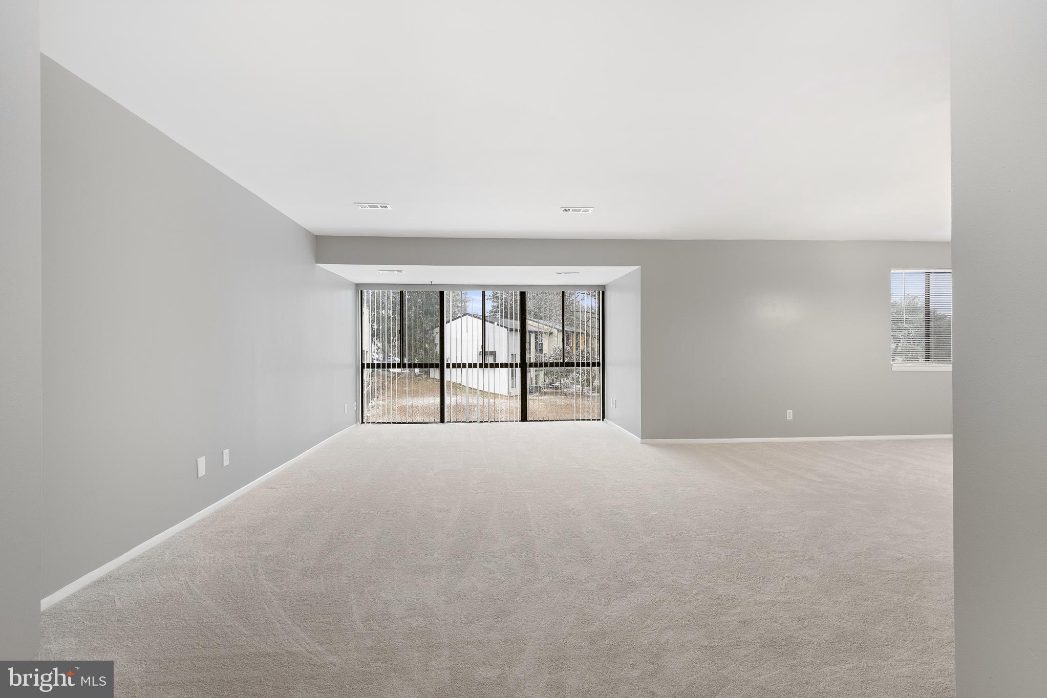 18927 Mills Choice Road, Unit 6 Montgomery Village, MD 20886 - Photo 3 of 33