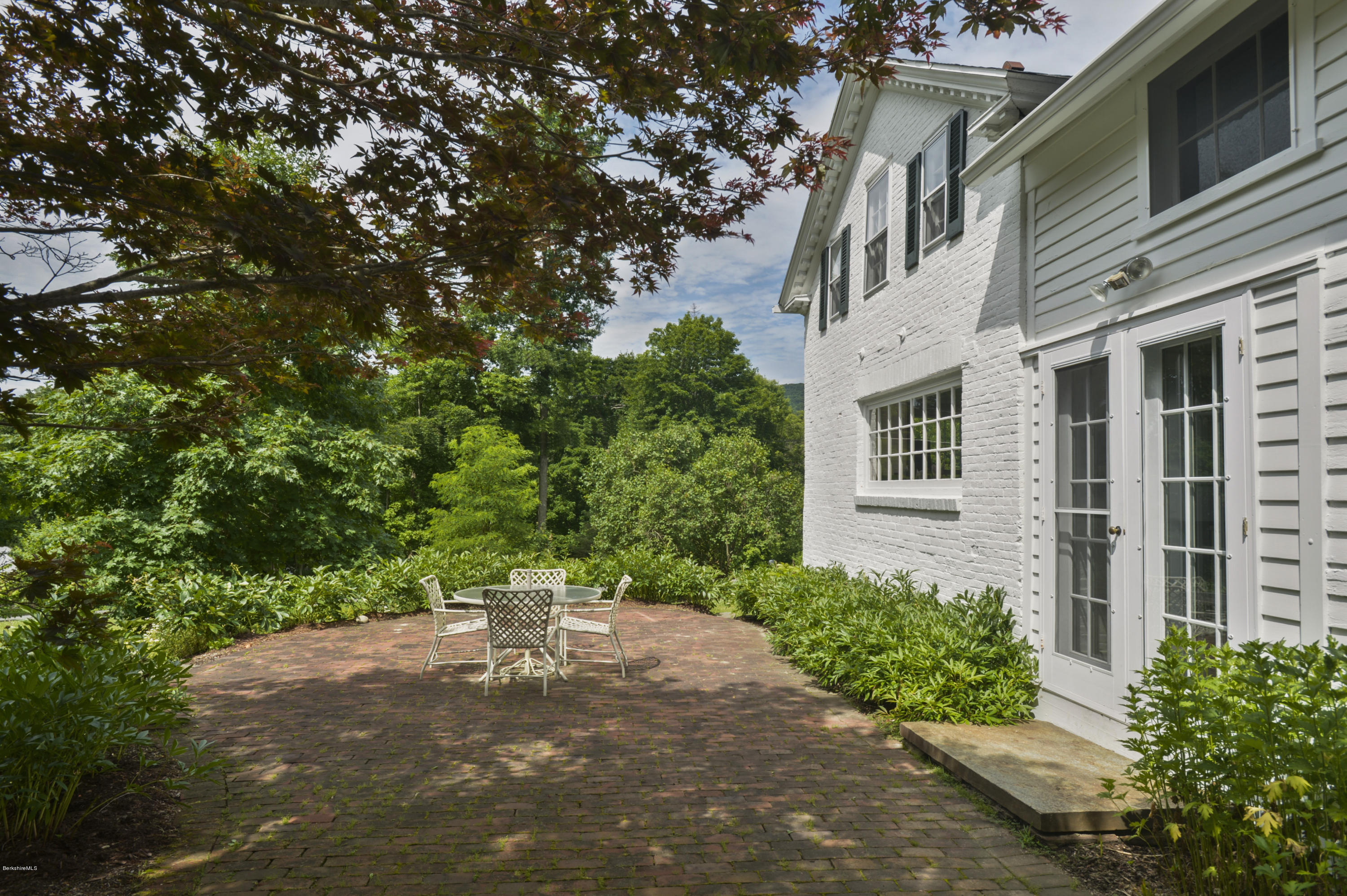 4 Willard Hill Road Stockbridge, MA 01266 - Photo 24 of 29 _DSC1247patio