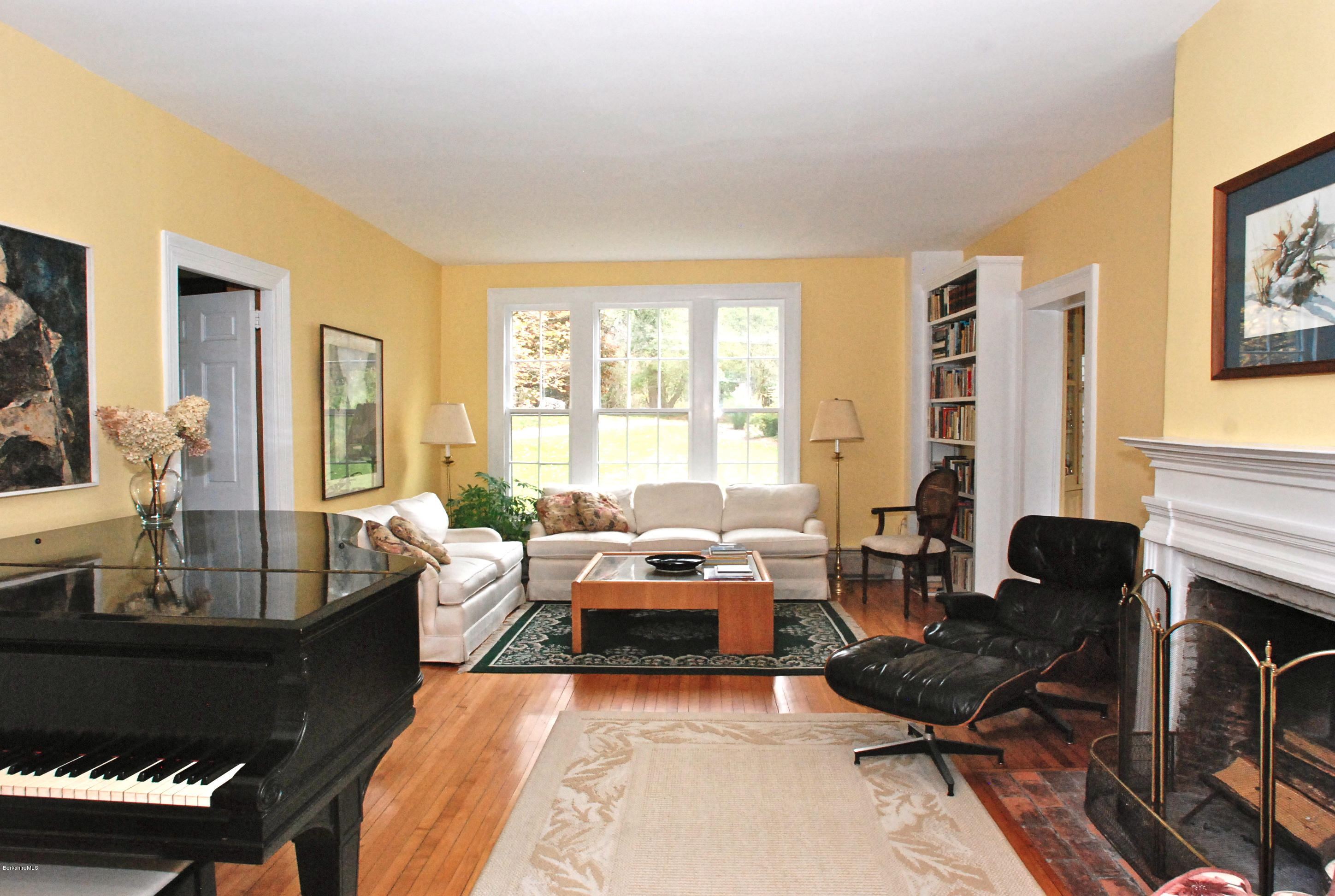 4 Willard Hill Road Stockbridge, MA 01266 - Photo 5 of 29 DSC_0916