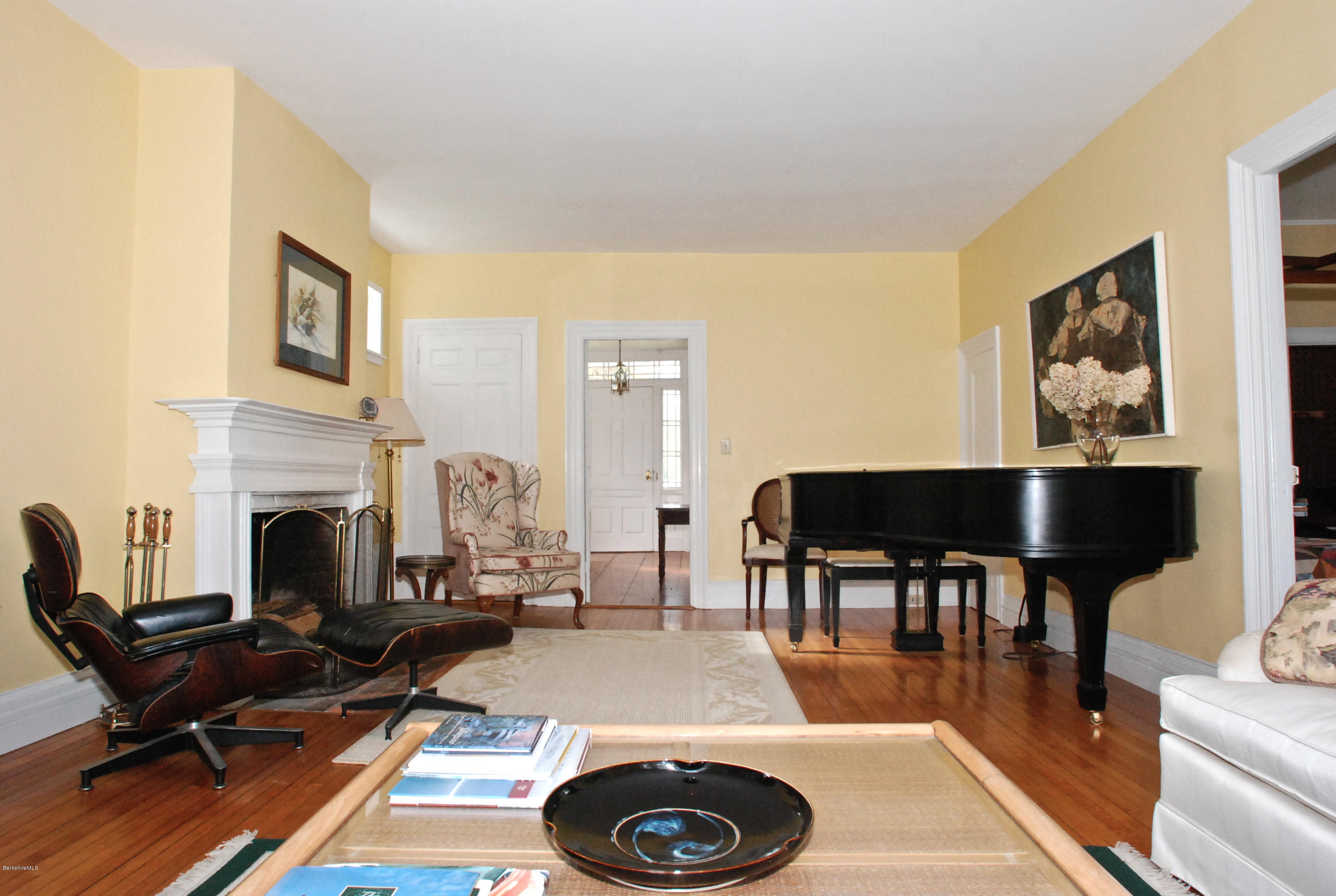 4 Willard Hill Road Stockbridge, MA 01266 - Photo 6 of 29 DSC_0896