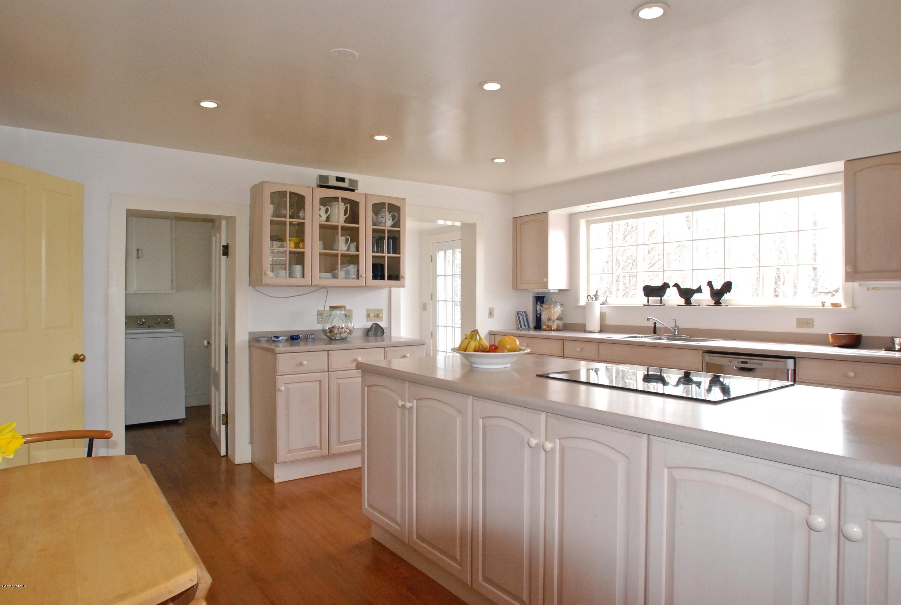 4 Willard Hill Road Stockbridge, MA 01266 - Photo 9 of 29 DSC_0047