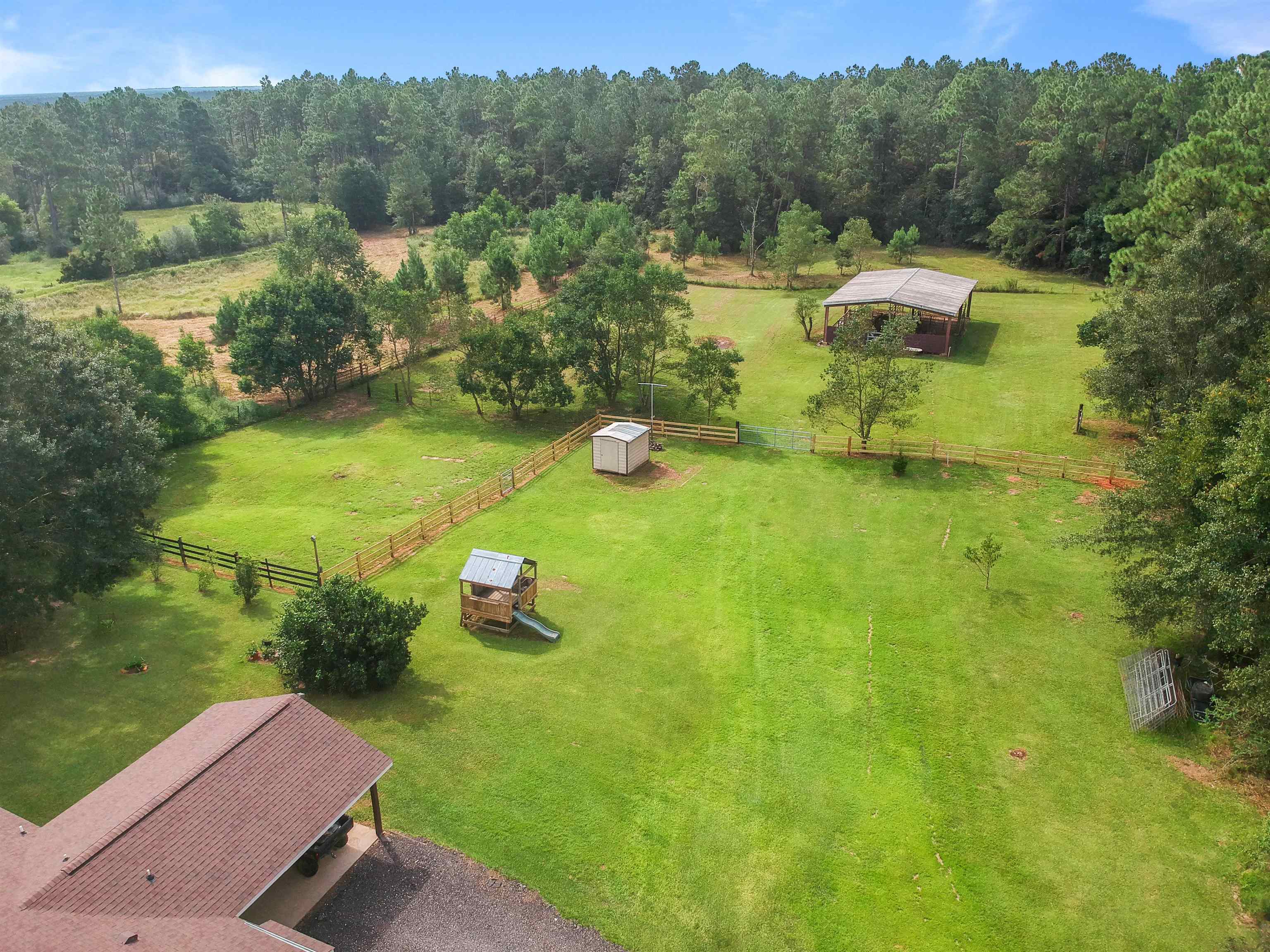 27726 Timber Company Road Robertsdale, AL 36567 - Photo 2 of 33